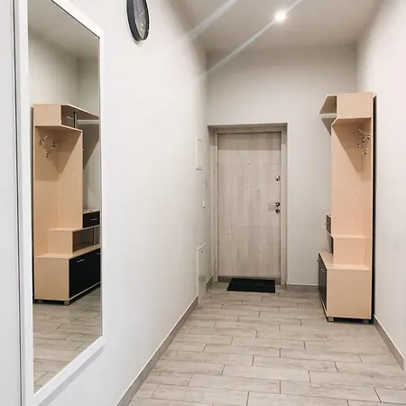 Apartment Domovik берталона 4 кв 1 *